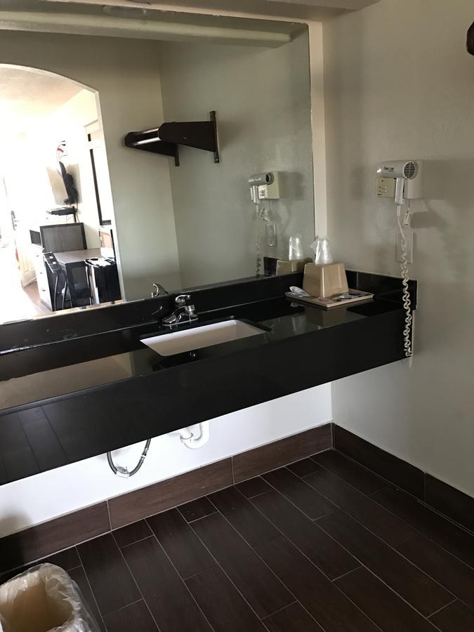 Moonlight Inn & Suites Jersey Village ภายนอก รูปภาพ